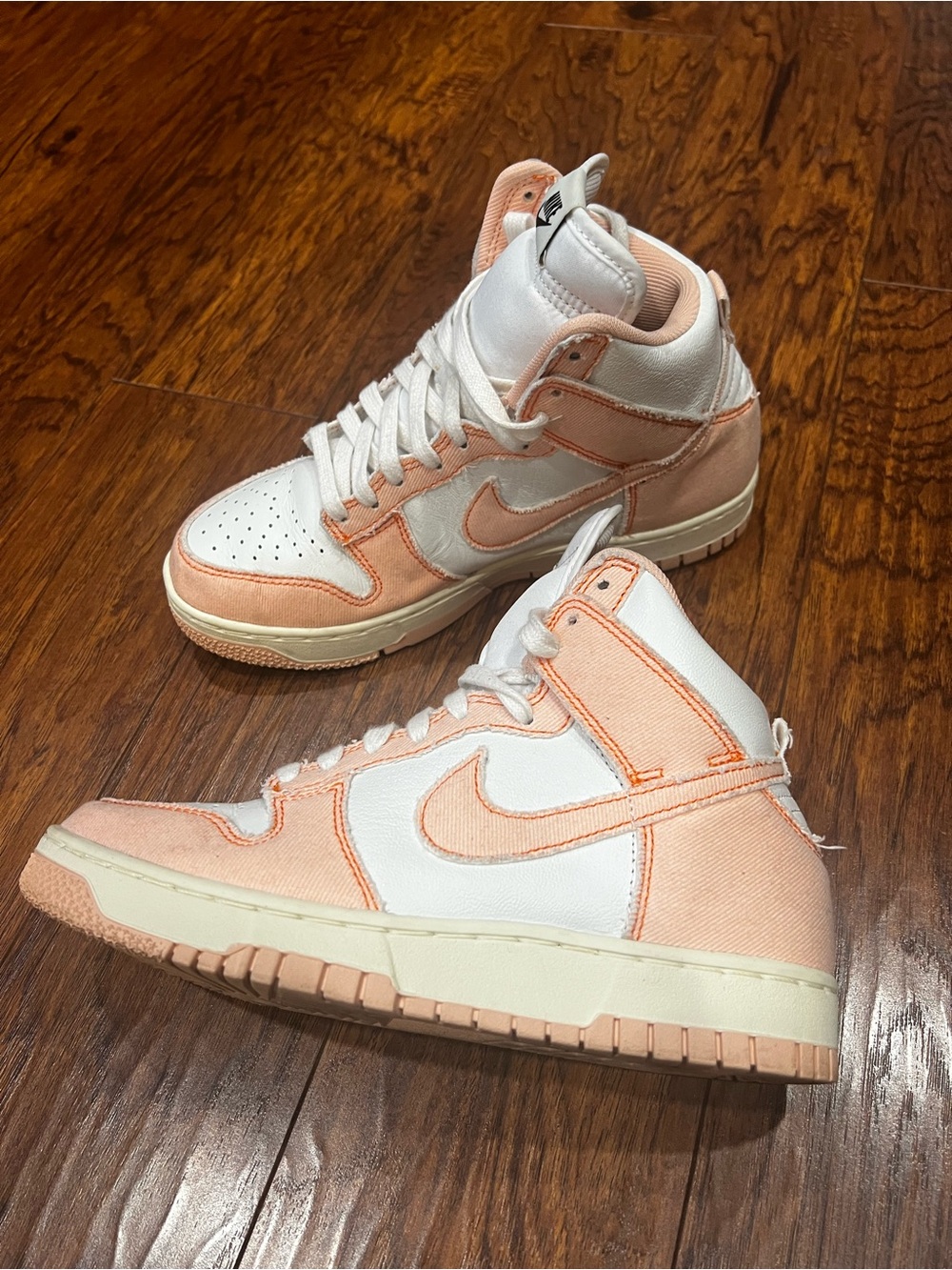 Nike Dunk Hi Top Sneakers Womens SZ 7.5 Orange White